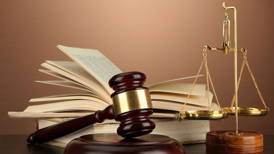 ویژگی های بهترین وکیل ملکی در قم