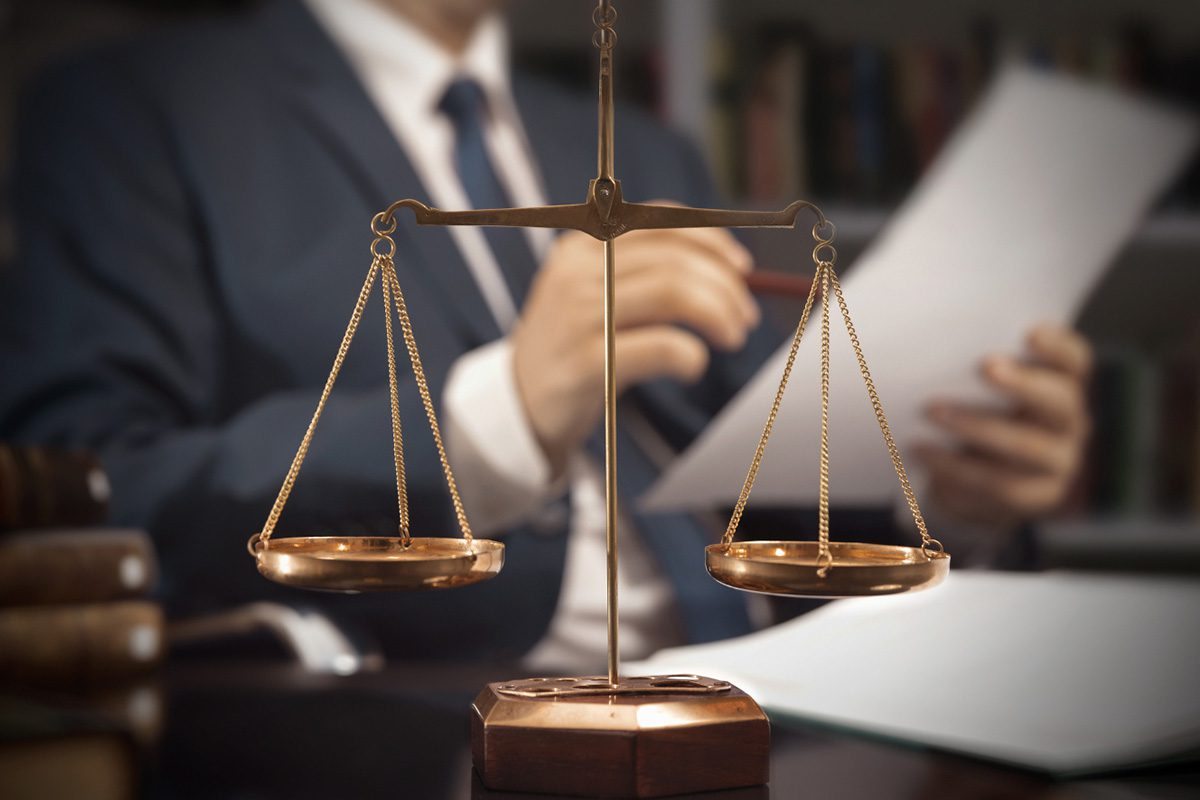 وکیل طلاق کیست؟