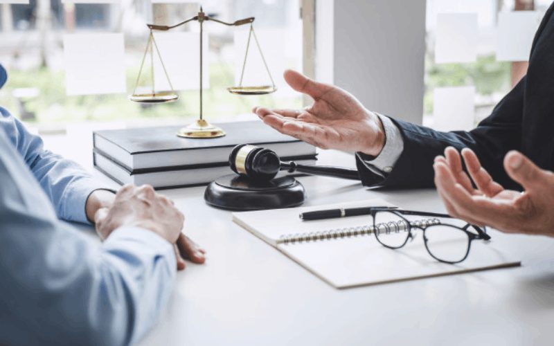 بهترین وکیل پایه یک دادگستری