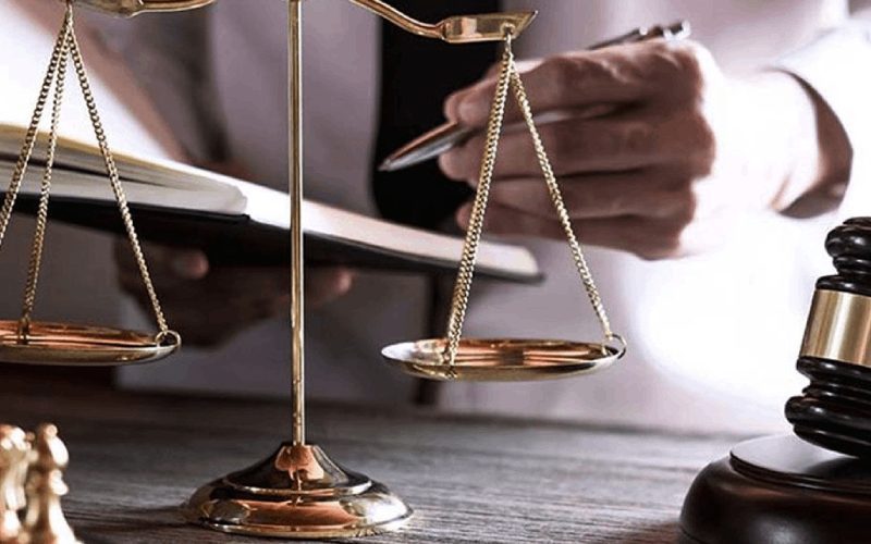 مشاوره با بهترین وکیل