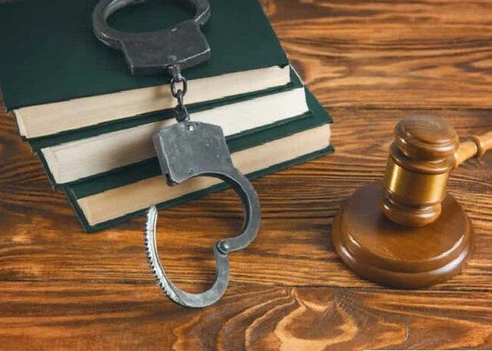 آیا وکیل می تواند شاهد باشد؟