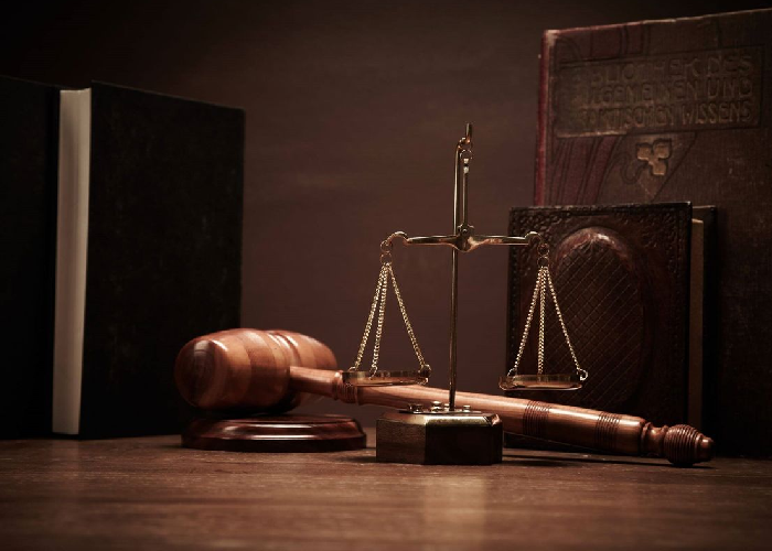 مزایا و معایب تبدیل شدن از وکیل به قاضی