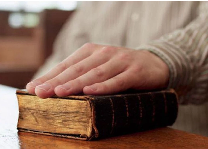 مزایا و معایب حضور وکیل به عنوان شاهد