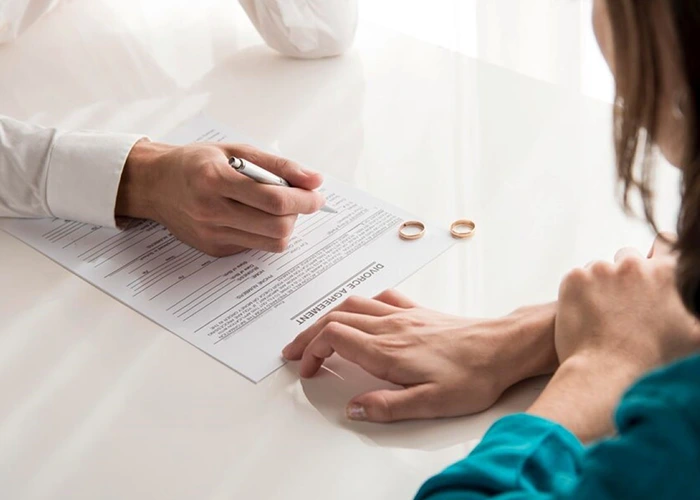 مسائل مالی بعد از طلاق؛ از بحران تا مدیریت هوشمندانه